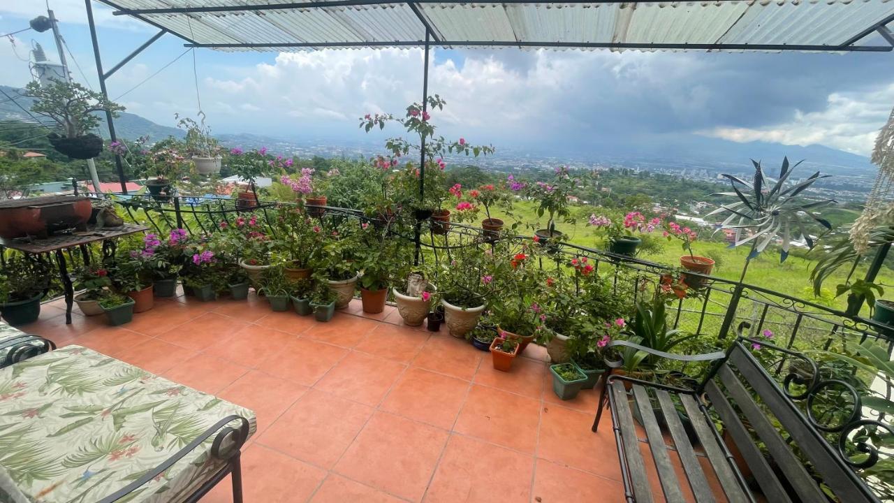 Vista Bella Rooms Escazu Exterior photo